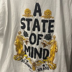 A state of mind textured graphic t-shirt